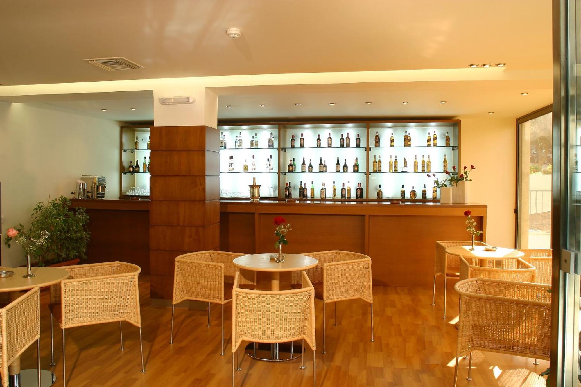 Blue Sea Hotel Alimos Dış mekan fotoğraf